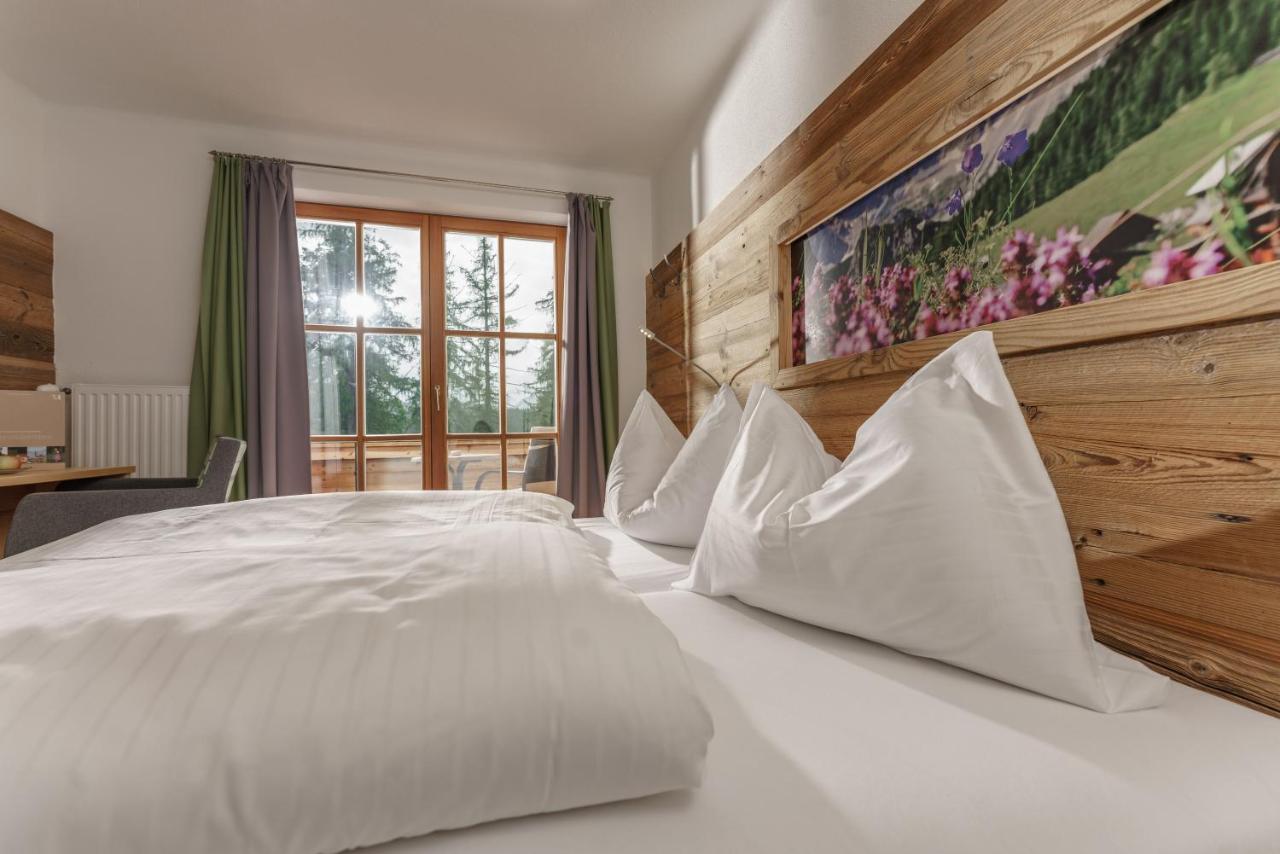 Hotel Laerchenhof Ramsau am Dachstein Luaran gambar